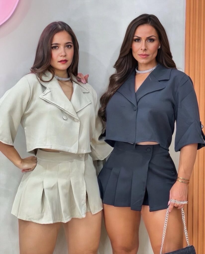 Kendra Lust और Archita की Viral Pic